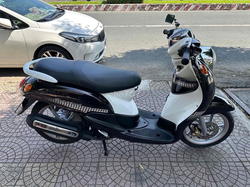 Yamaha Classico 2013 - ảnh 4
