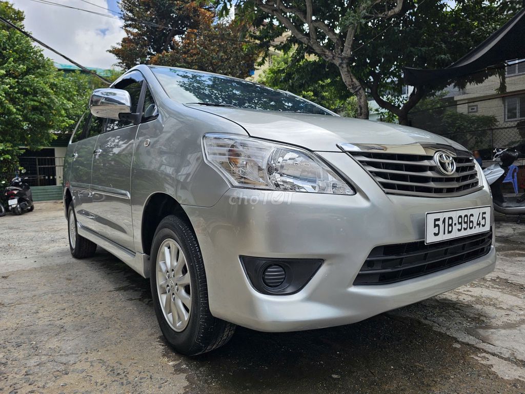 Toyota Innova 2012 - ảnh 3