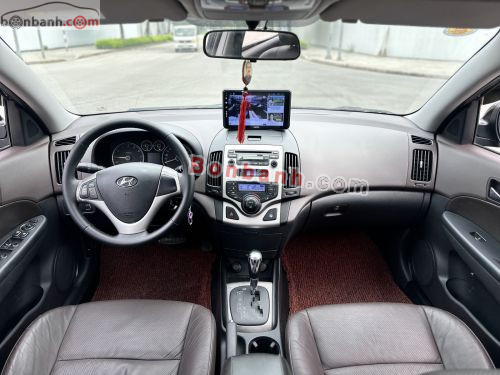 Hyundai i30 CW 1.6 AT 2011 - ảnh 4