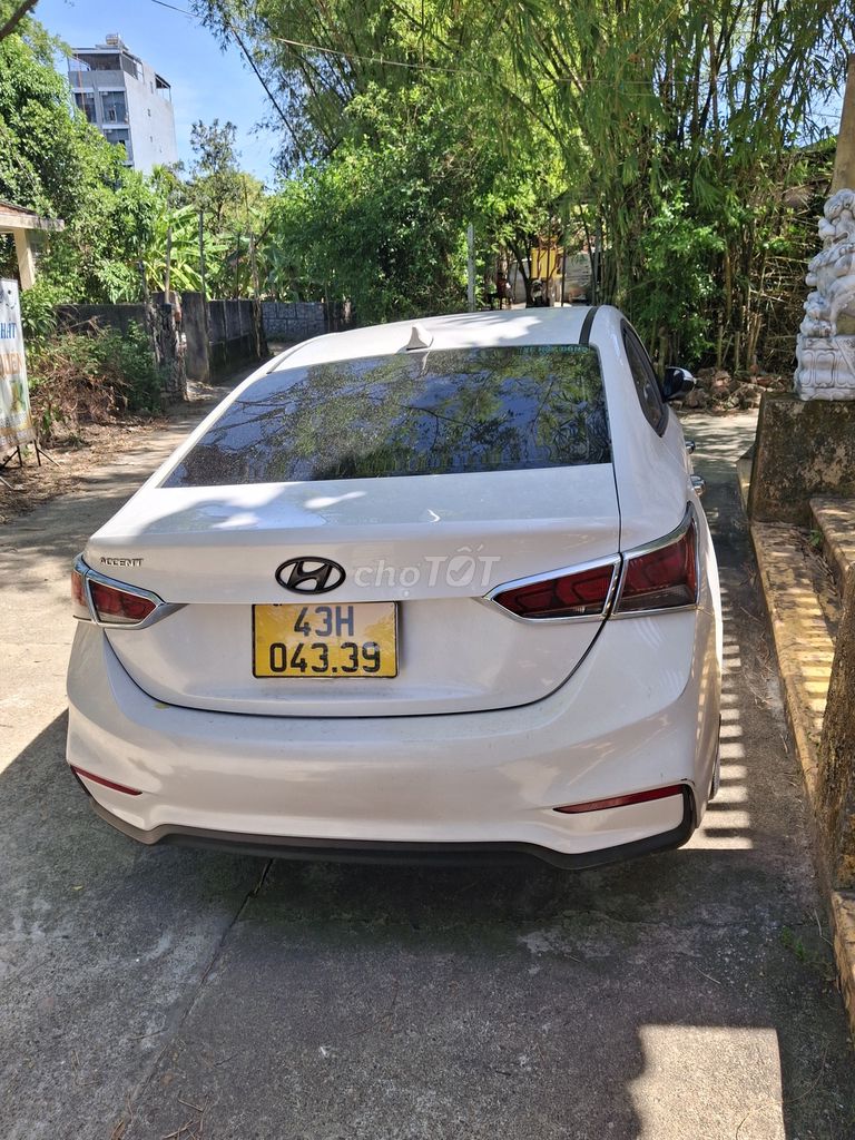 Hyundai Accent - ảnh 2