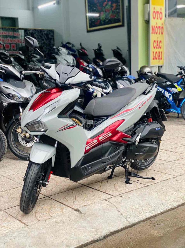 Honda Air Blade 2024 - ảnh 1