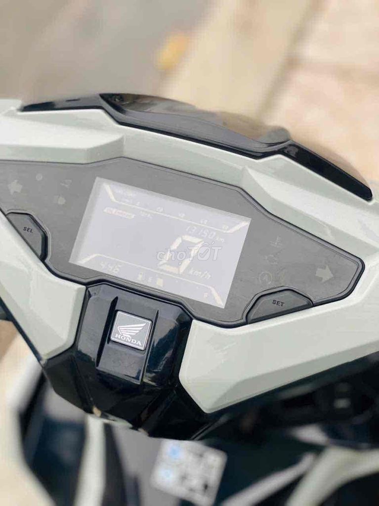 Honda Air Blade 2024 - ảnh 4