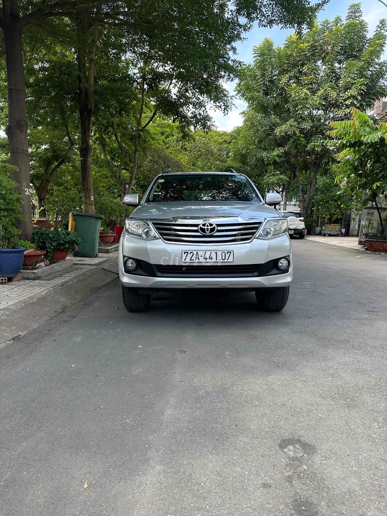 Toyota Fortuner 2013 - ảnh 1