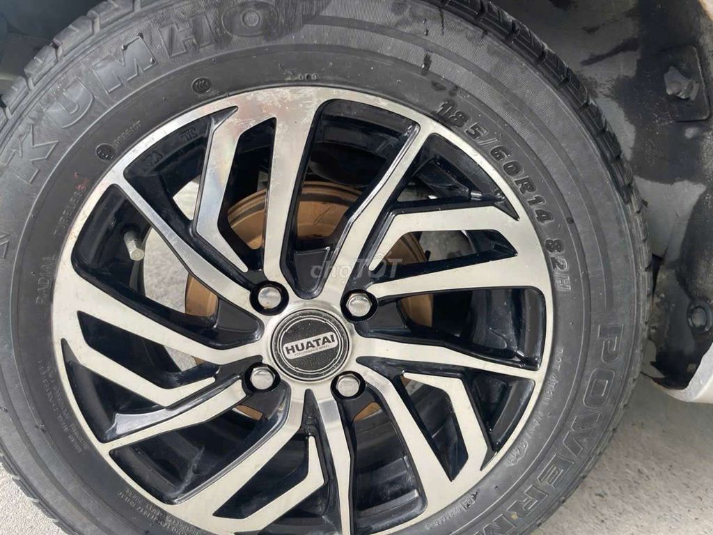 Chevrolet Aveo - ảnh 4