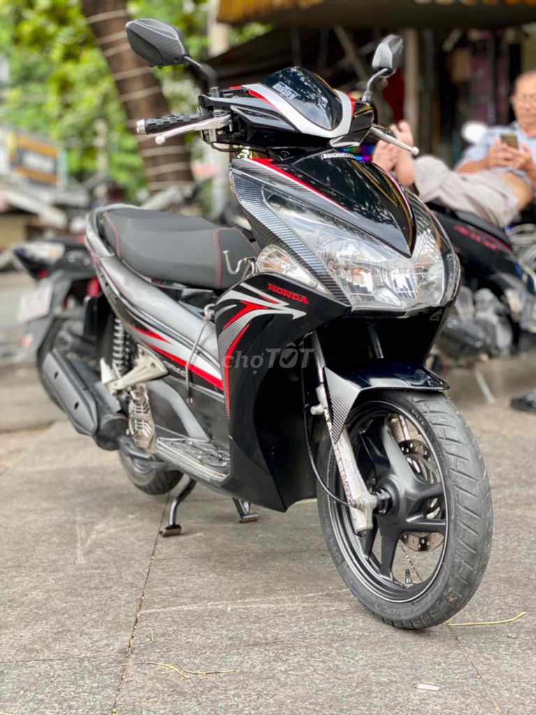 Honda Air Blade 2012 - ảnh 3