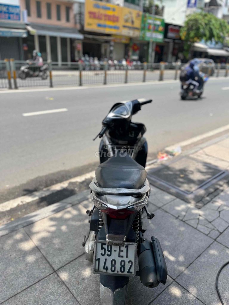 Honda Air Blade 2011 - ảnh 5