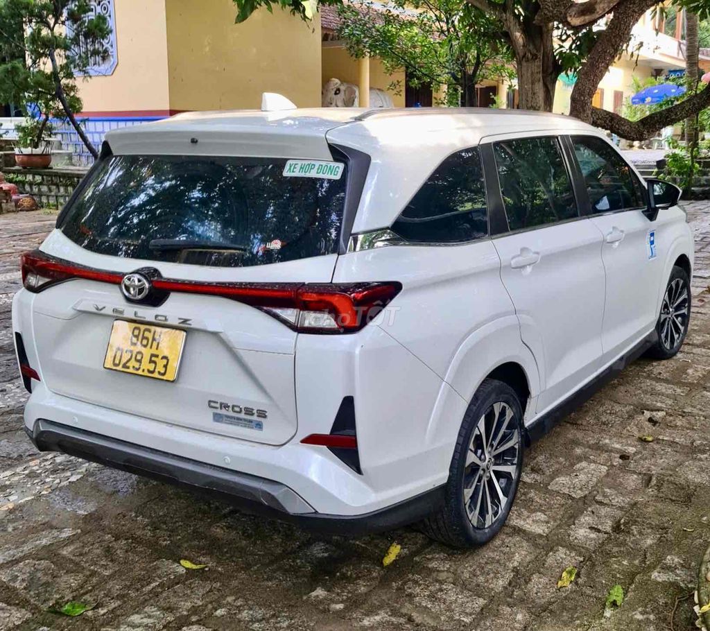 Toyota Veloz Cross 2022 - ảnh 2