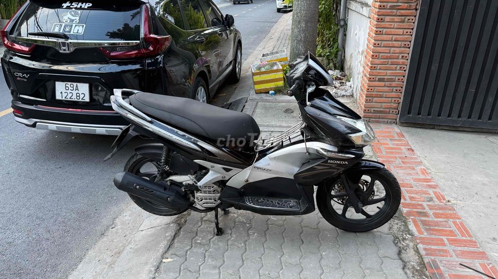 Honda Air Blade 2010 - ảnh 3