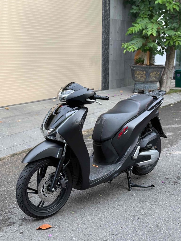 Honda SH 2018 - ảnh 1