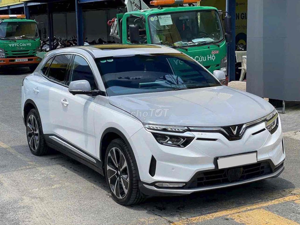 VinFast VF8 Lux 2024 - ảnh 1