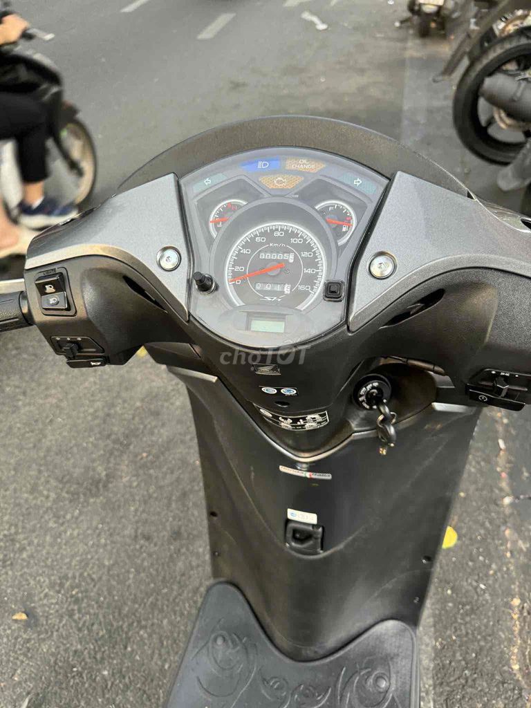Honda SH 2009 - ảnh 2