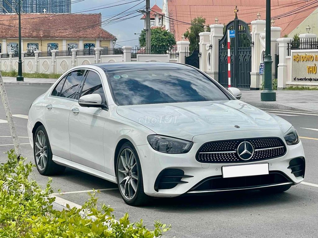 Mercedes-Benz 2022 - ảnh 3