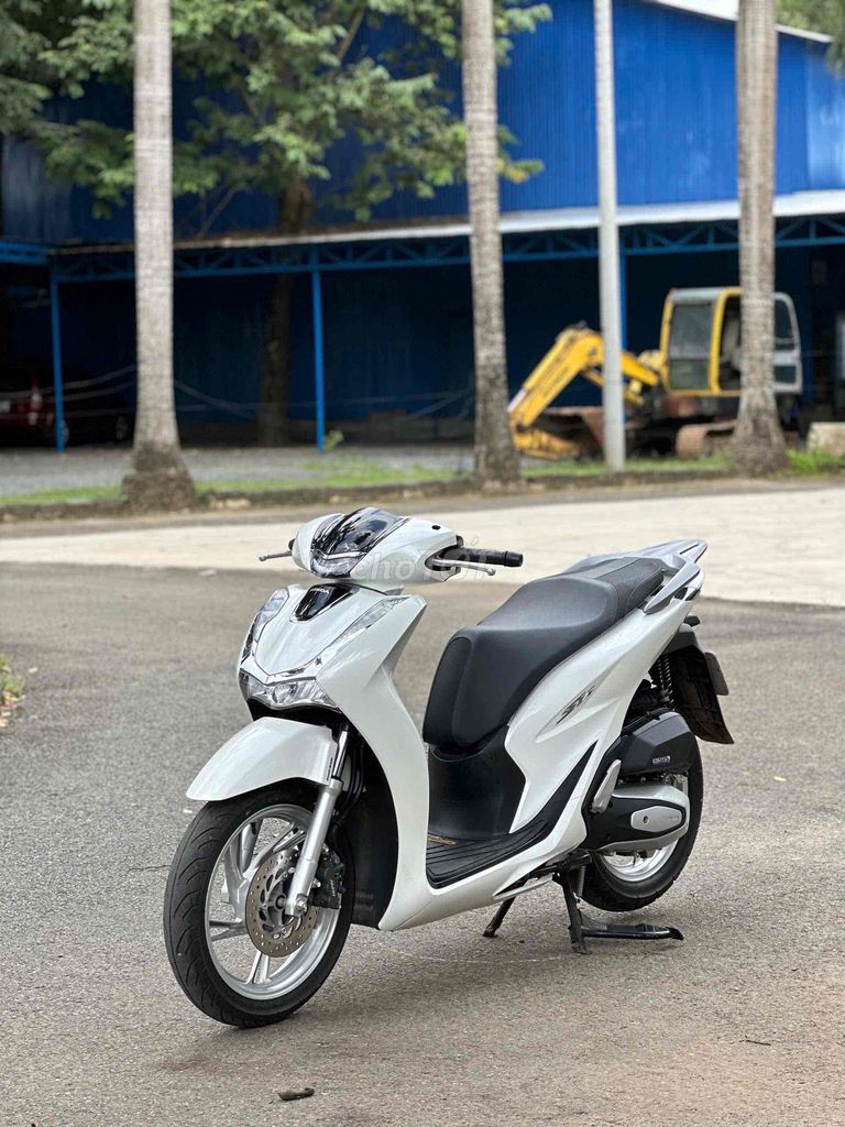 Honda SH 2021 - ảnh 1