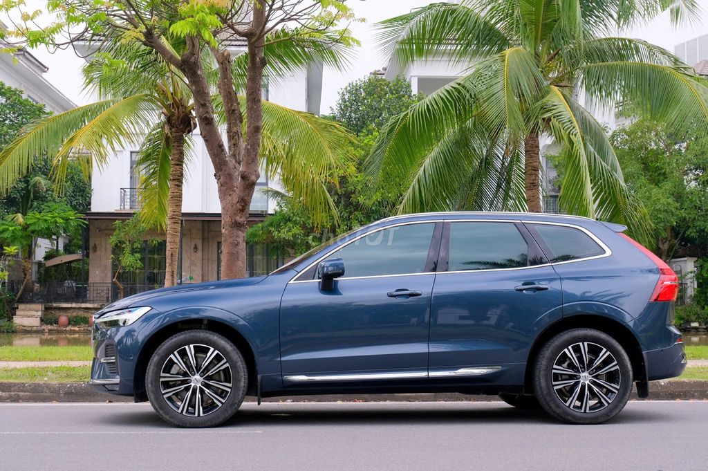 Volvo XC60 2022 - ảnh 2