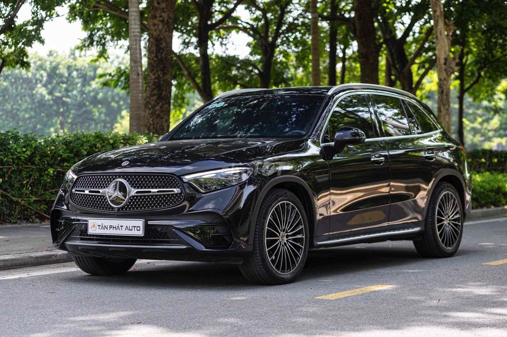 Mercedes-Benz GLC 2023 - ảnh 3