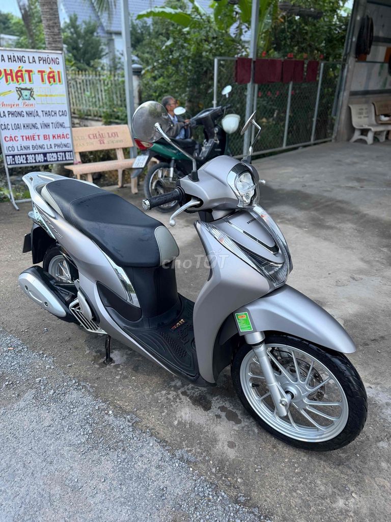 Honda SH Mode 2021 - ảnh 1