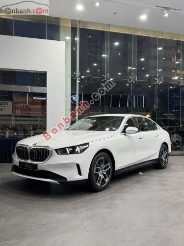 BMW 5 Series 2024 - ảnh 2