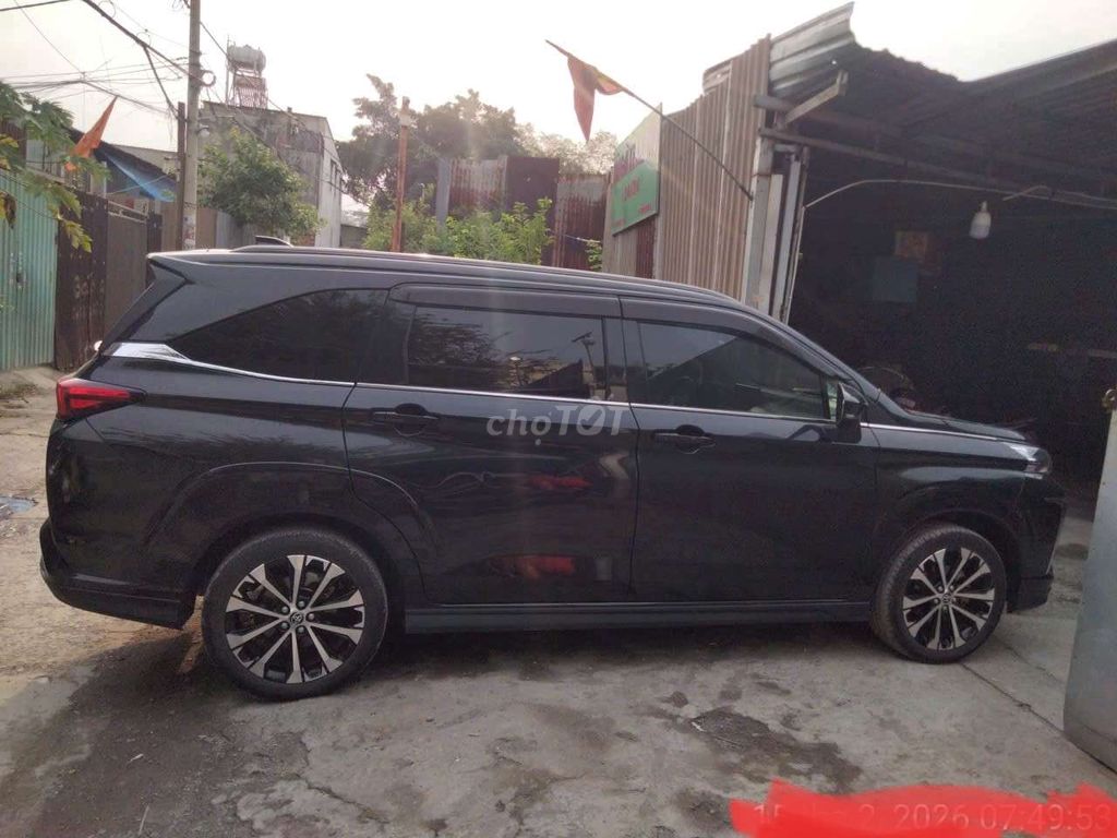 Toyota Veloz Cross 2022 - ảnh 1