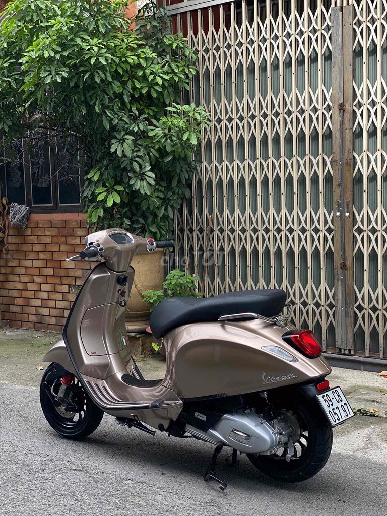 Piaggio Vespa 2023 - ảnh 4