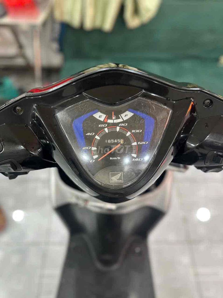 Honda Vision 2012 - ảnh 3