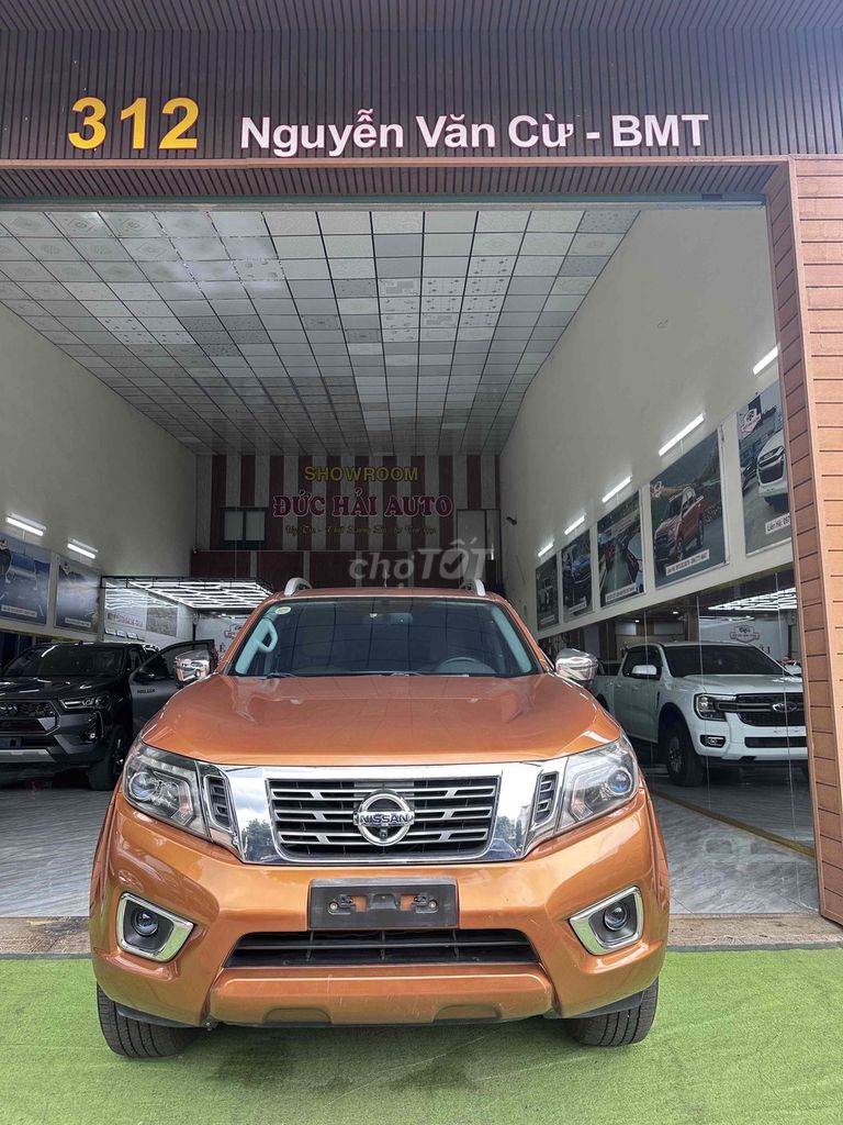 Nissan Navara 2020 - ảnh 1