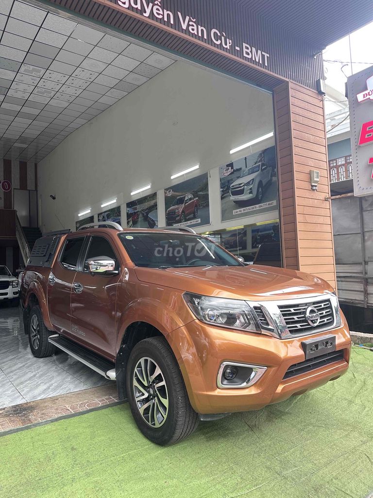 Nissan Navara 2020 - ảnh 2