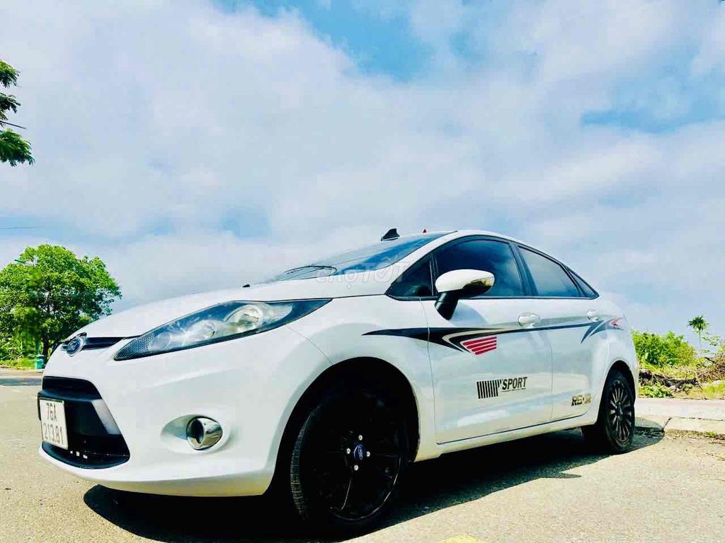Ford Fiesta 2011 - ảnh 1