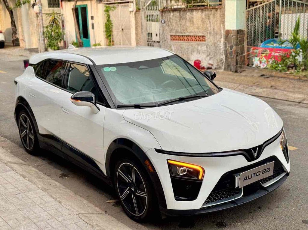 VinFast VF7 Plus 2024 - ảnh 3