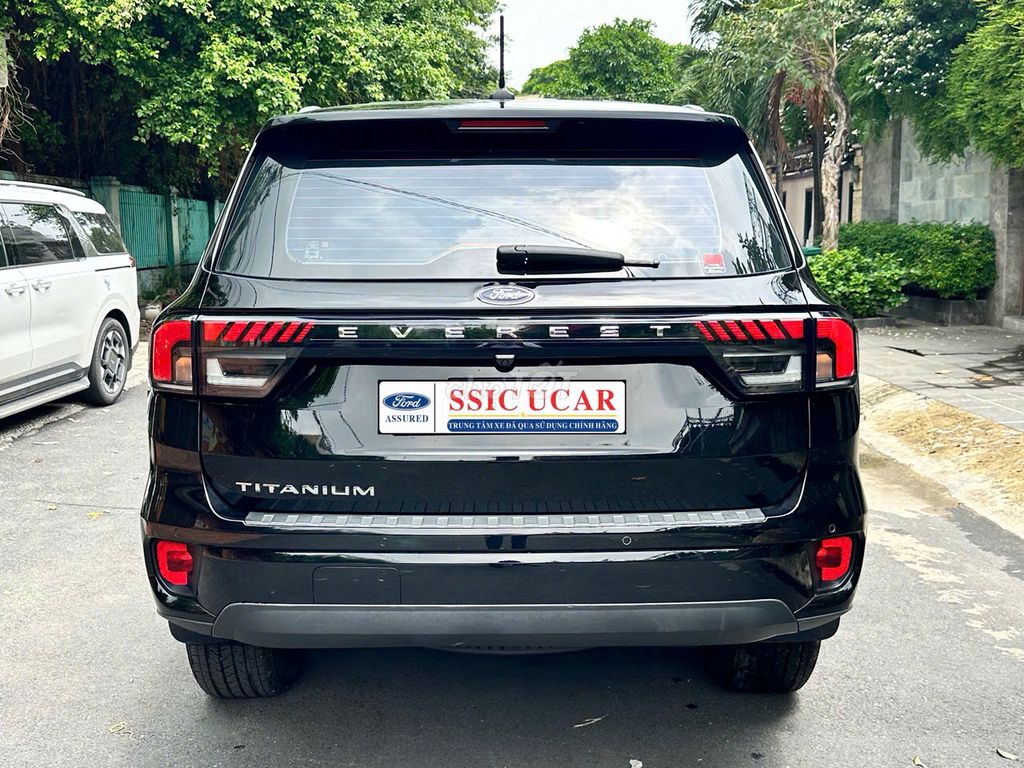 Ford Everest 2025 - ảnh 3