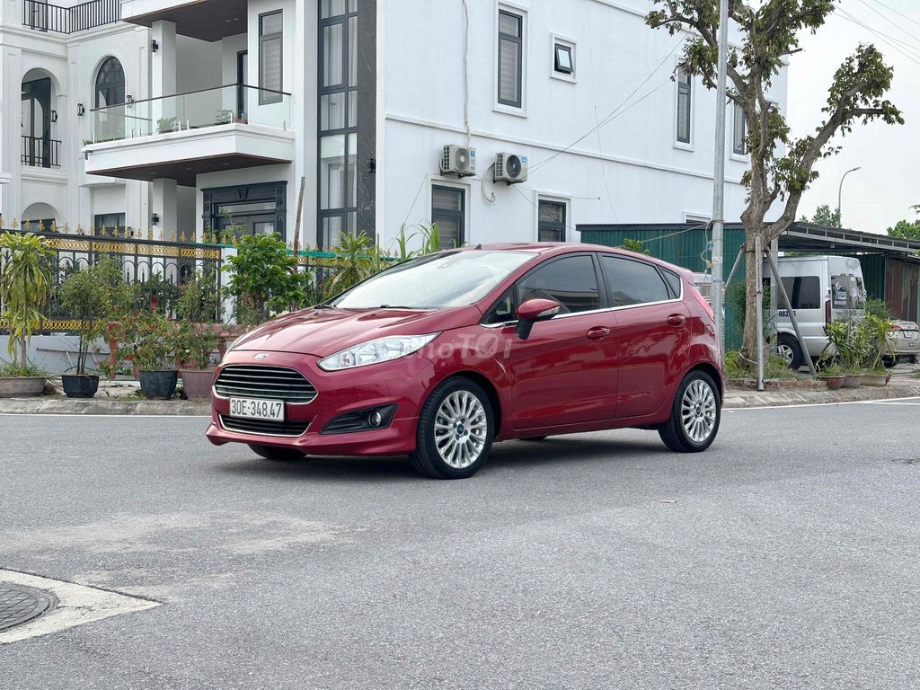 Ford Fiesta 2016 - ảnh 1