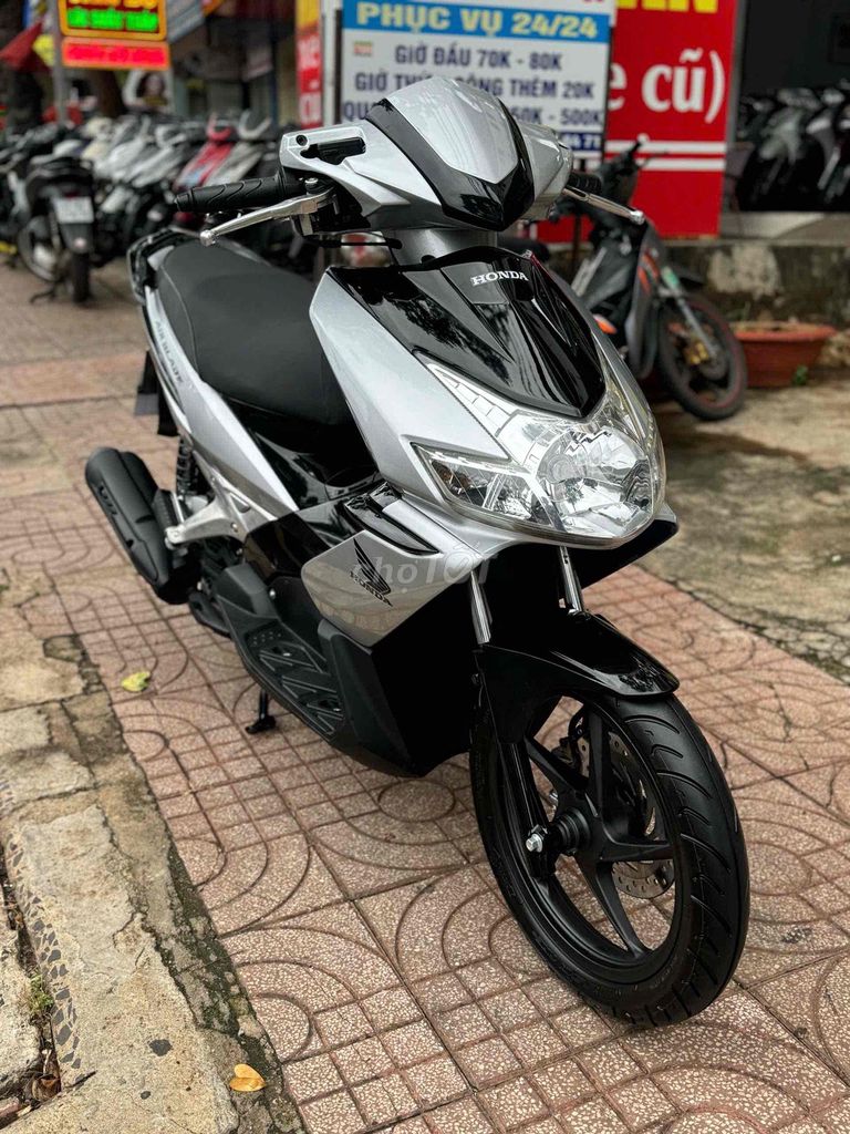 Honda Air Blade 2010 - ảnh 1