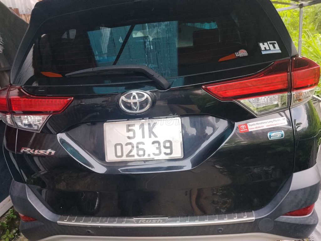 Toyota Rush - ảnh 2