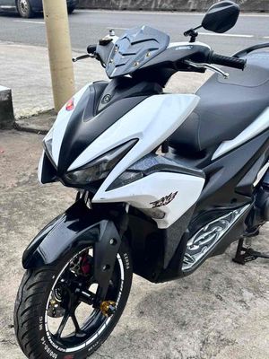 Yamaha NVX 2017 - ảnh 1