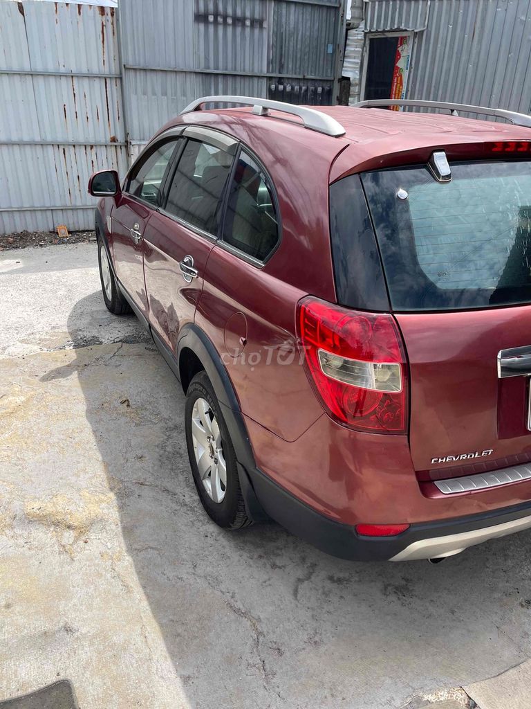 Chevrolet Captiva - ảnh 1