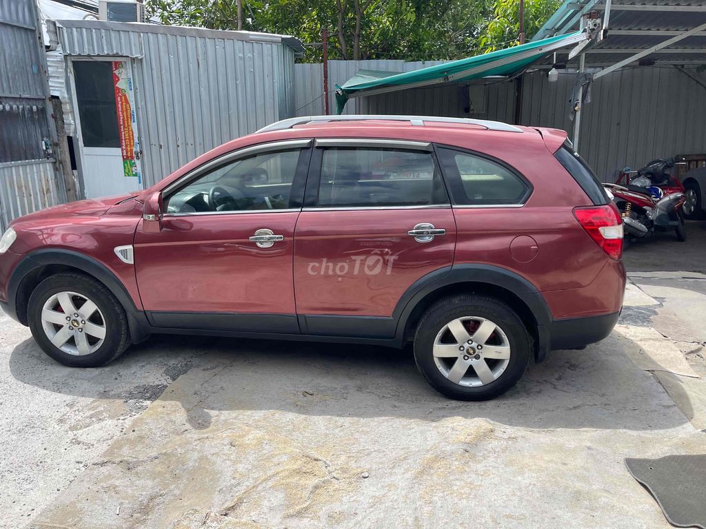 Chevrolet Captiva - ảnh 2