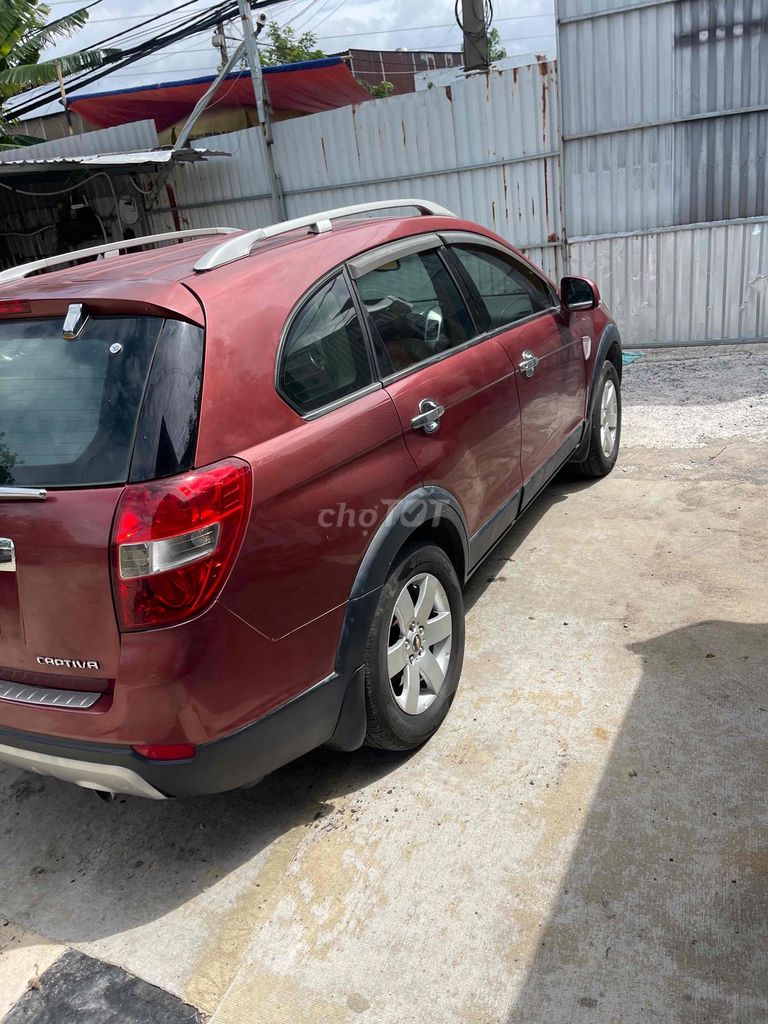 Chevrolet Captiva - ảnh 4