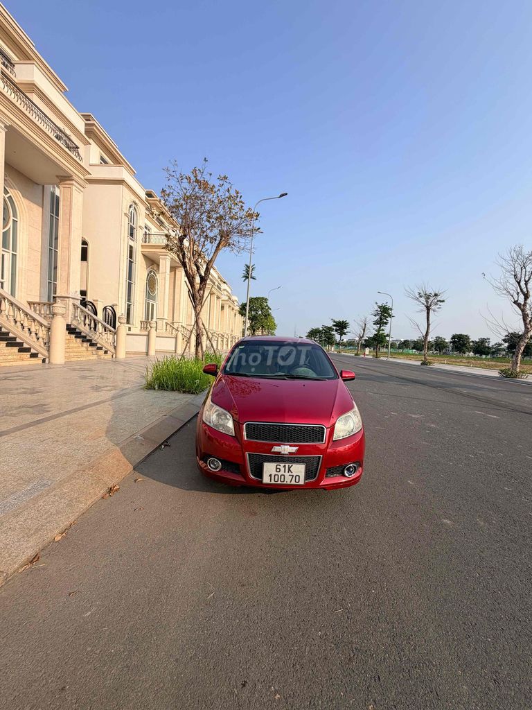 Chevrolet Aveo - ảnh 1
