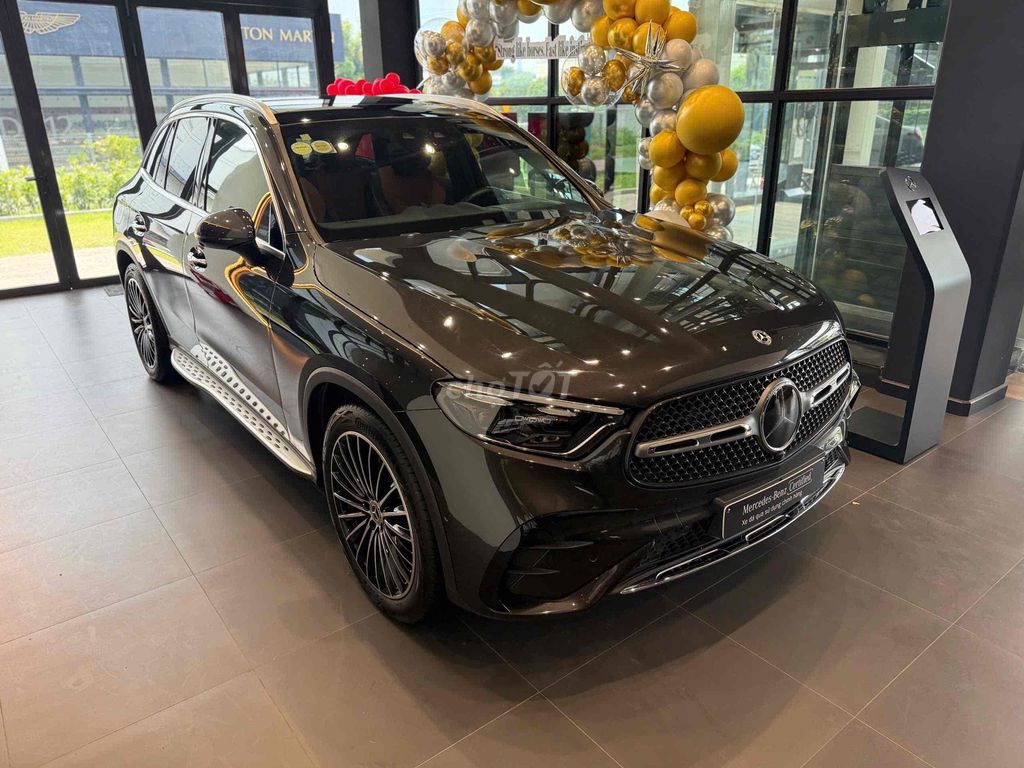 Mercedes-Benz GLC - ảnh 4
