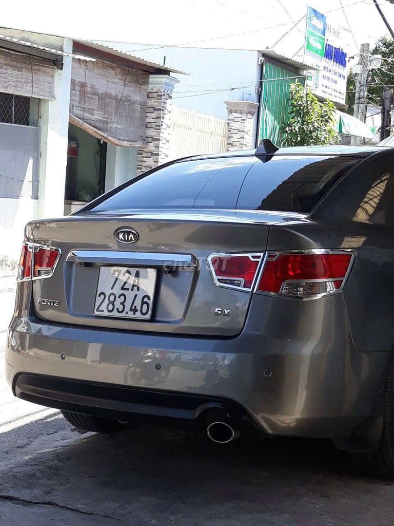 Kia Forte 2011 - ảnh 2