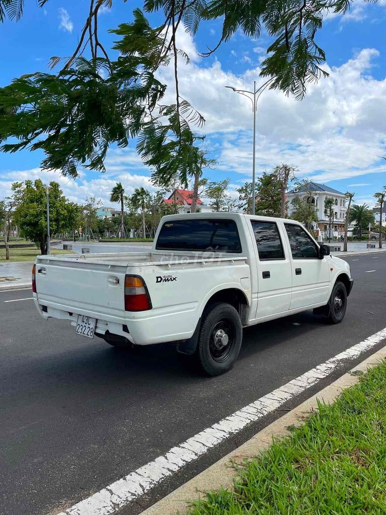 Isuzu Dmax 2000 - ảnh 2