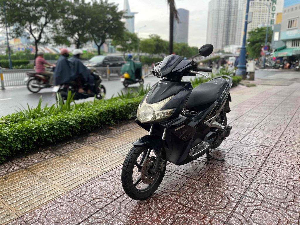 Honda Air Blade 2009 - ảnh 2