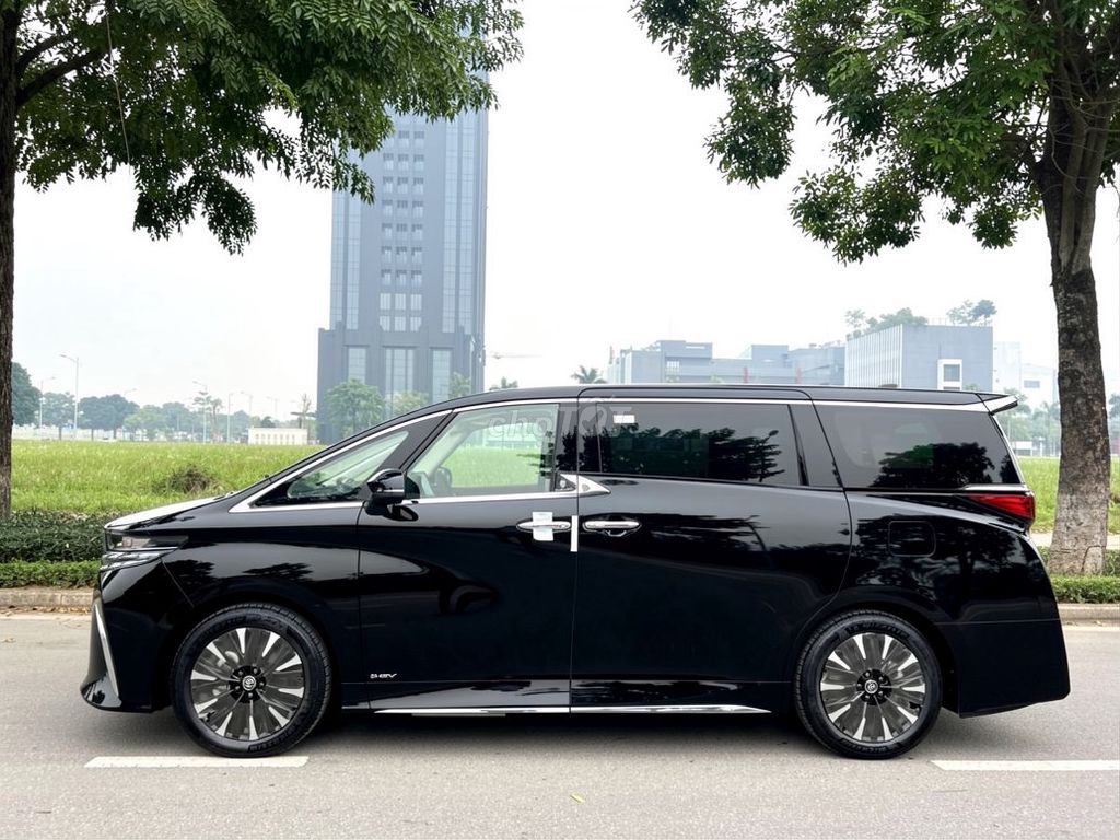 Toyota Alphard 2026 - ảnh 2
