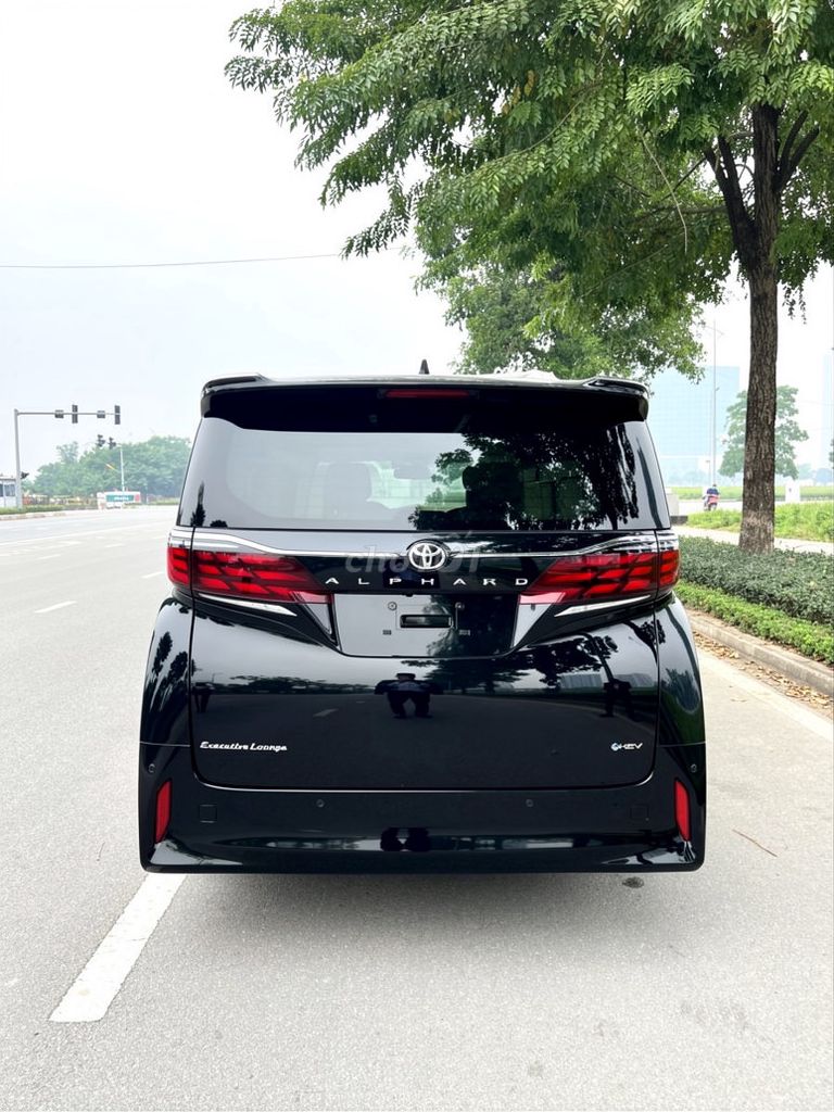 Toyota Alphard 2026 - ảnh 4