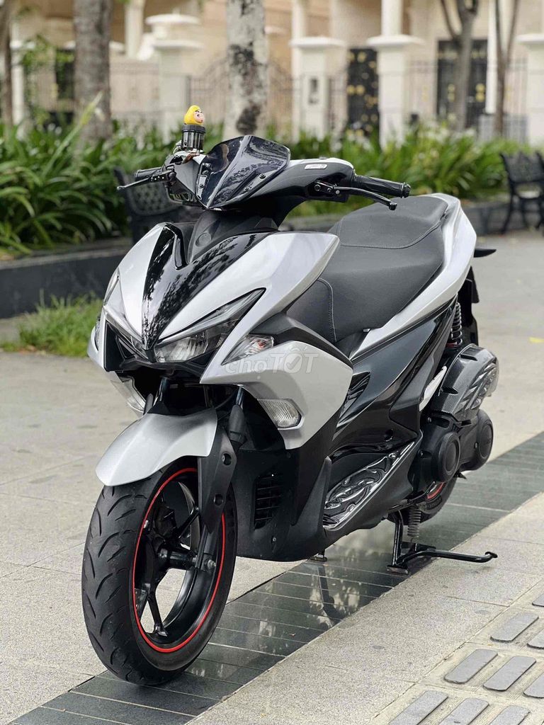 Yamaha NVX 2017 - ảnh 2