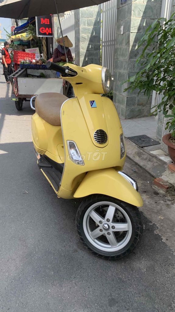 Piaggio Vespa 2009 - ảnh 2