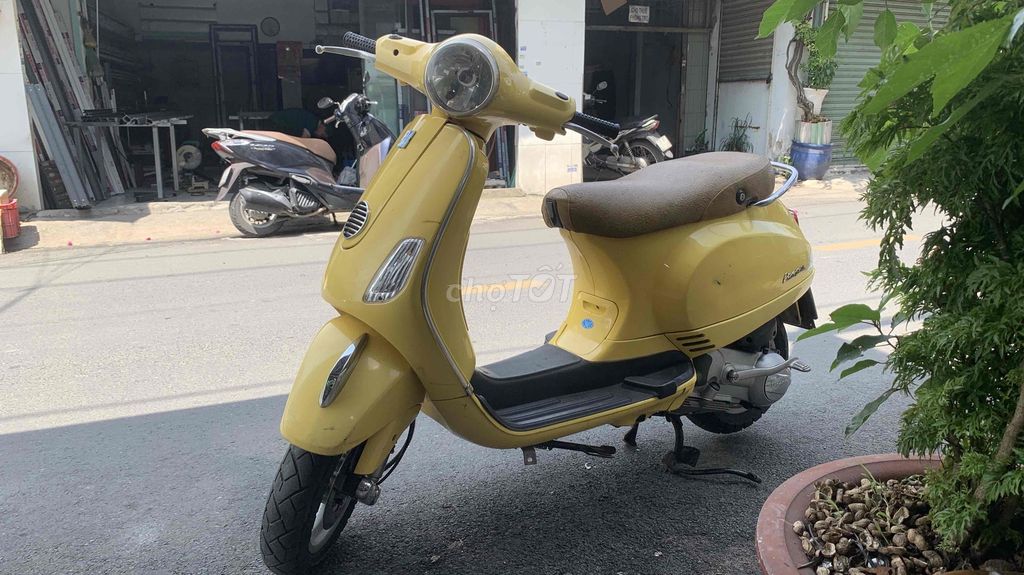 Piaggio Vespa 2009 - ảnh 3