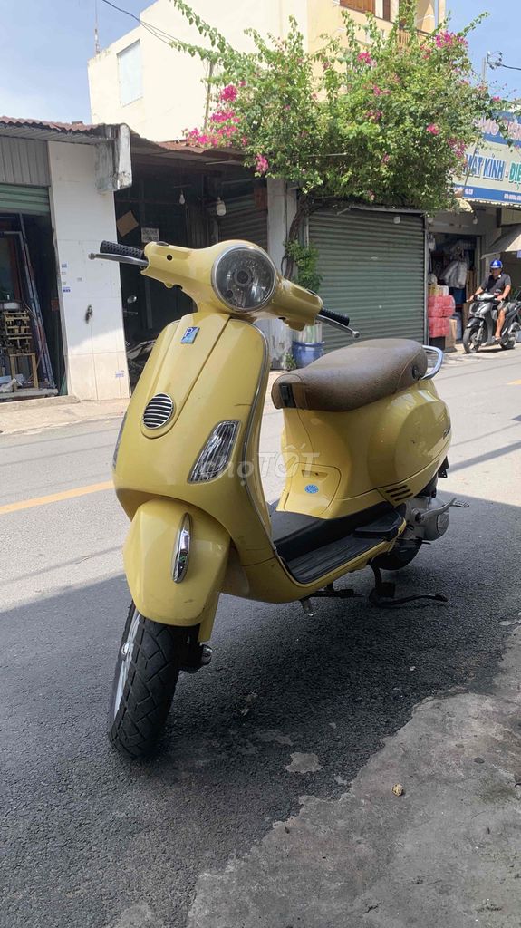 Piaggio Vespa 2009 - ảnh 5