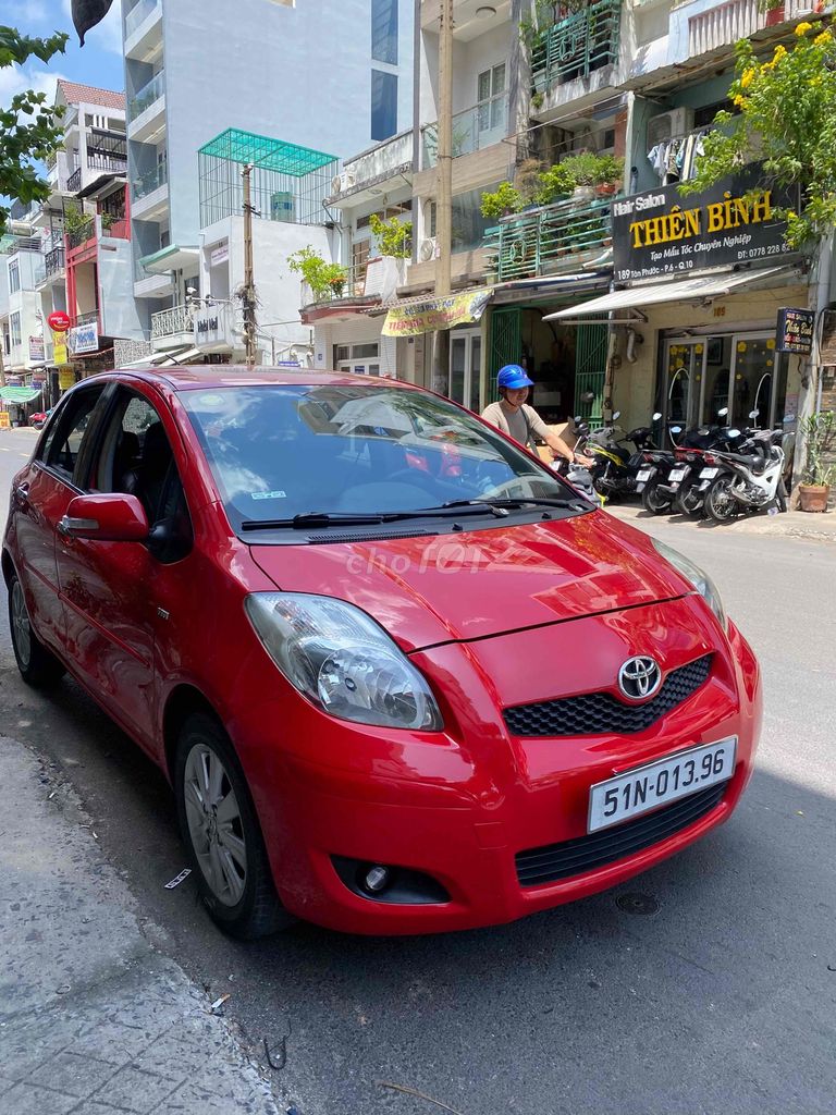 Toyota Yaris 2011 - ảnh 5