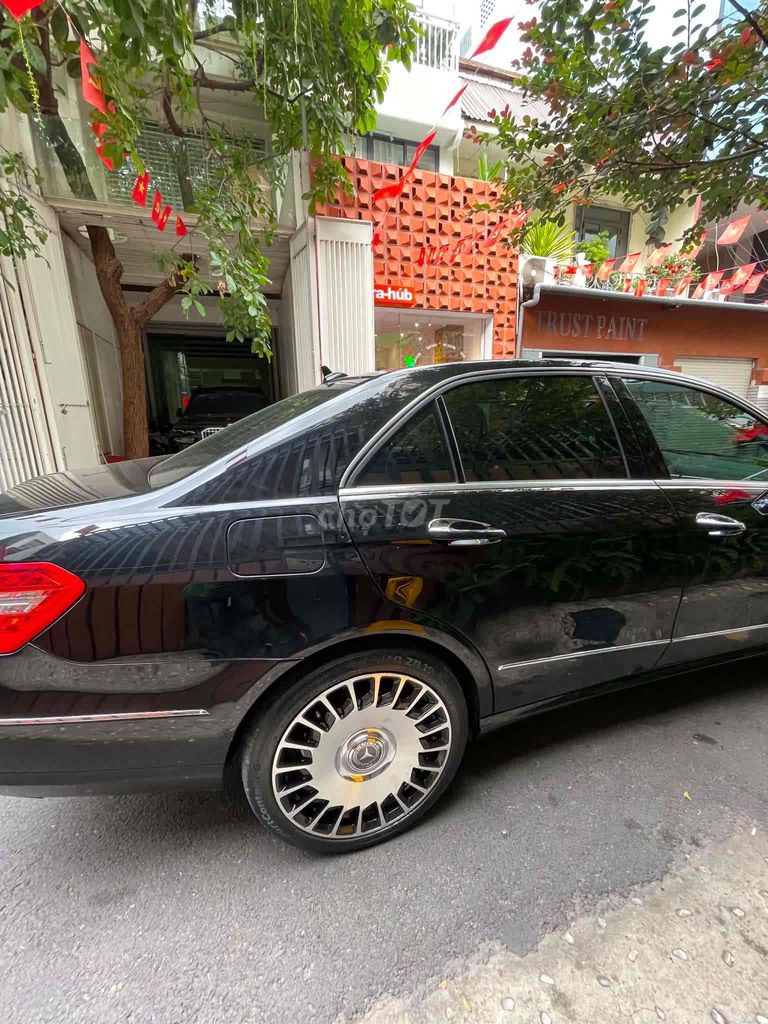 Mercedes-Benz - ảnh 5
