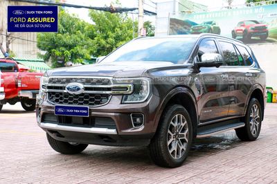 Ford Everest 2024 - ảnh 1